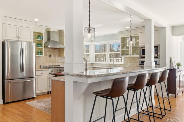 1 Beach Hill Drive, Northport, NY 11768