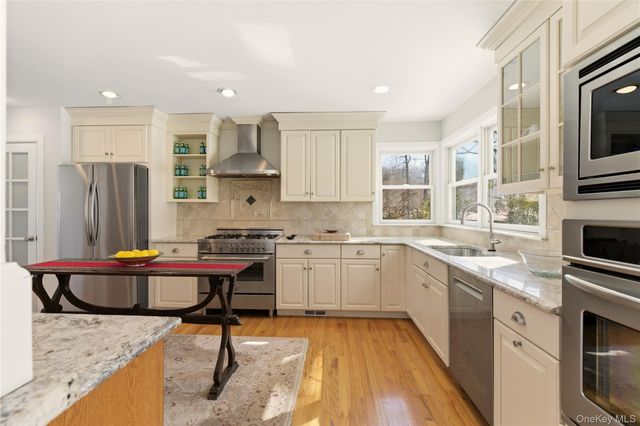 1 Beach Hill Drive, Northport, NY 11768