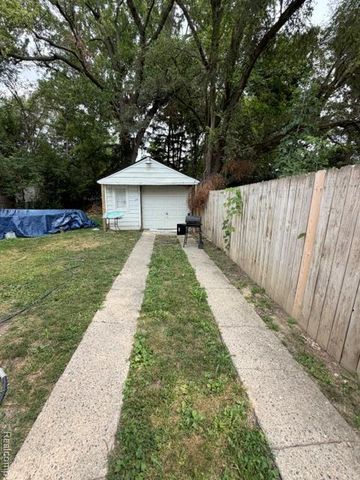 9230 Minock Street, Detroit, MI 48228