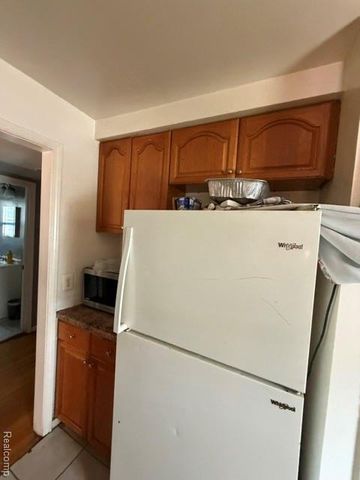 9230 Minock Street, Detroit, MI 48228