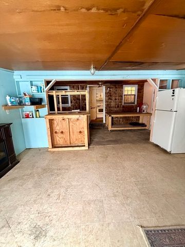 48 Broad, Rehoboth, MA 02769