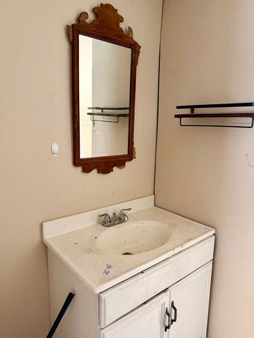 48 Broad, Rehoboth, MA 02769