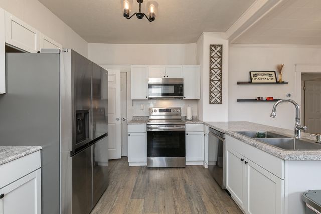 531 W Webster Street, Springfield, MO 65802