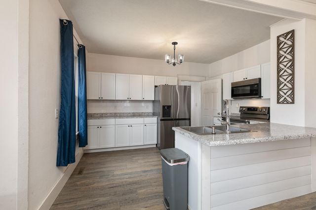 531 W Webster Street, Springfield, MO 65802