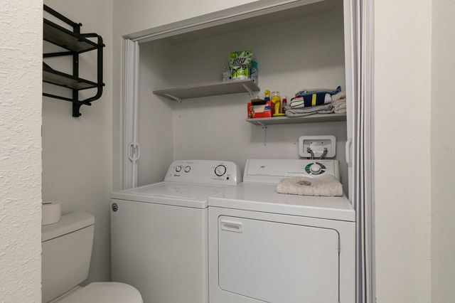 531 W Webster Street, Springfield, MO 65802