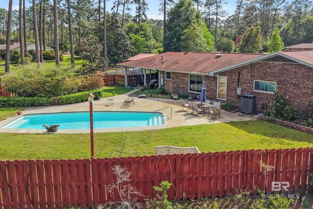 1712 Burton Wood Drive, Foley, AL 36535