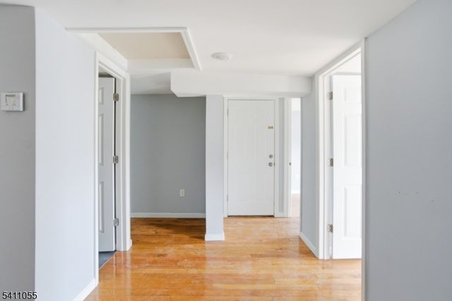 13 Cottage St, Bayonne City, NJ 07002