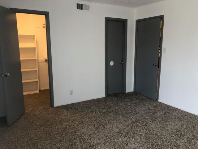 919 S Weatherred Drive 206, Richardson, TX 75080