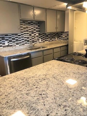 919 S Weatherred Drive 206, Richardson, TX 75080