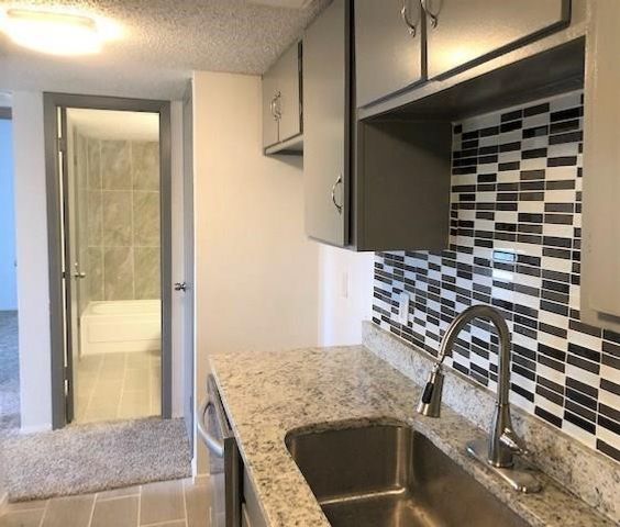 919 S Weatherred Drive 206, Richardson, TX 75080