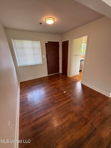 361 E Northside Drive, Jackson, MS 39206