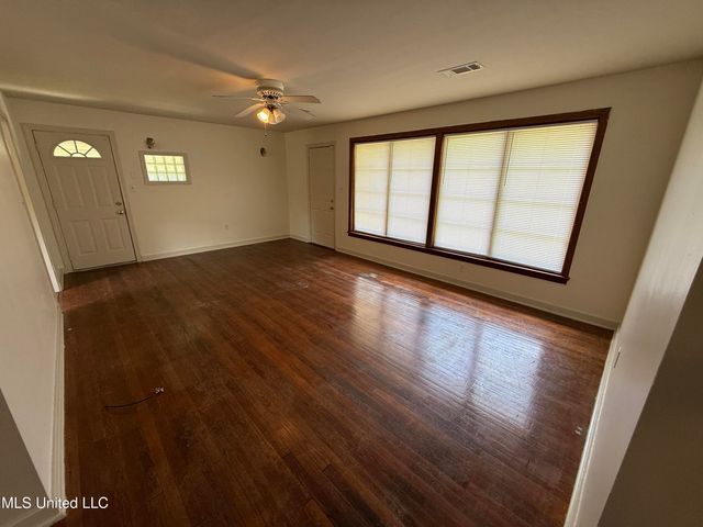 361 E Northside Drive, Jackson, MS 39206