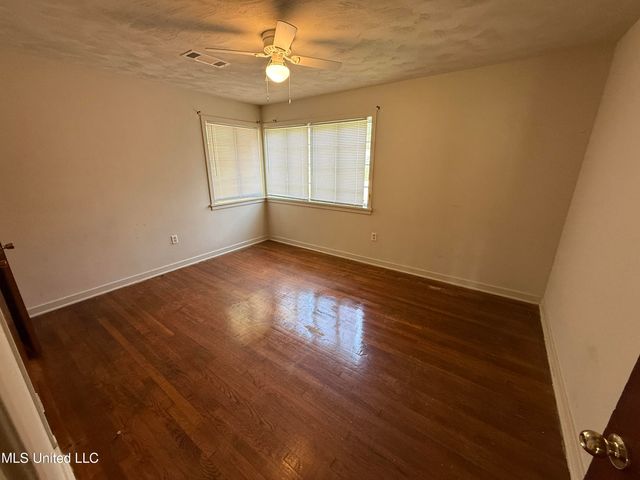 361 E Northside Drive, Jackson, MS 39206