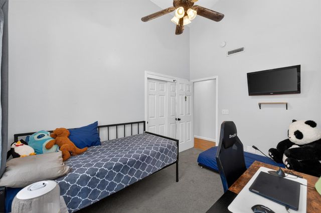 1012 N Adler Avenue, Clovis, CA 93611