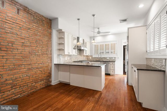 751 S MARVINE ST, Philadelphia, PA 19147