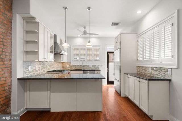 751 S MARVINE ST, Philadelphia, PA 19147