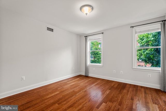 751 S MARVINE ST, Philadelphia, PA 19147