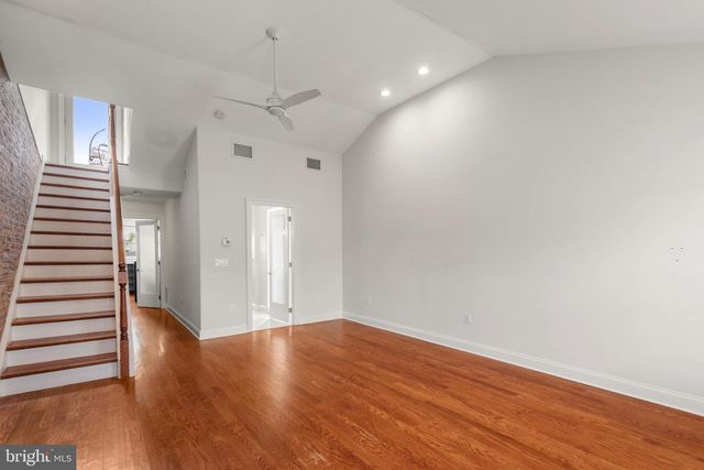 751 S MARVINE ST, Philadelphia, PA 19147
