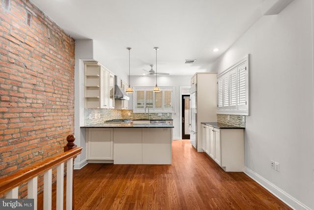 751 S MARVINE ST, Philadelphia, PA 19147