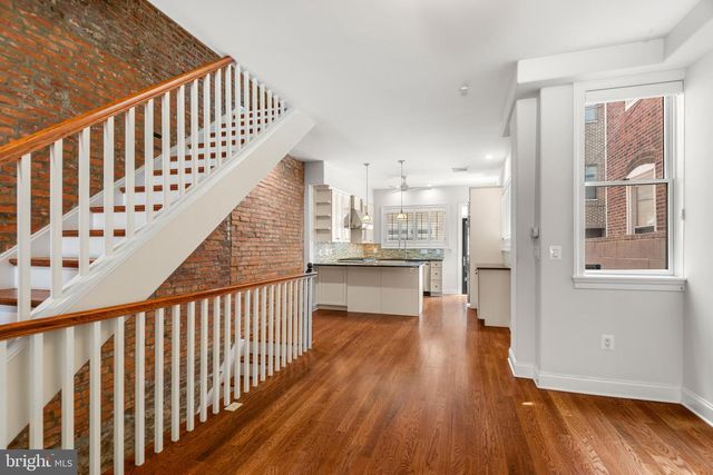 751 S MARVINE ST, Philadelphia, PA 19147