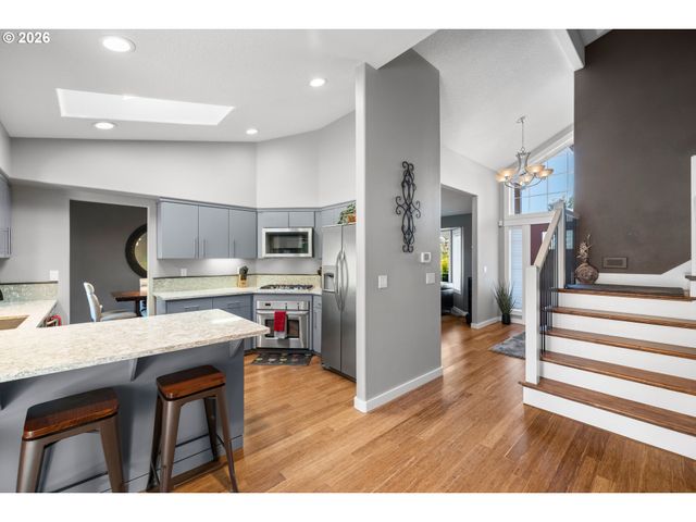 2959 Sw EMERALD Ave, Gresham, OR 97080