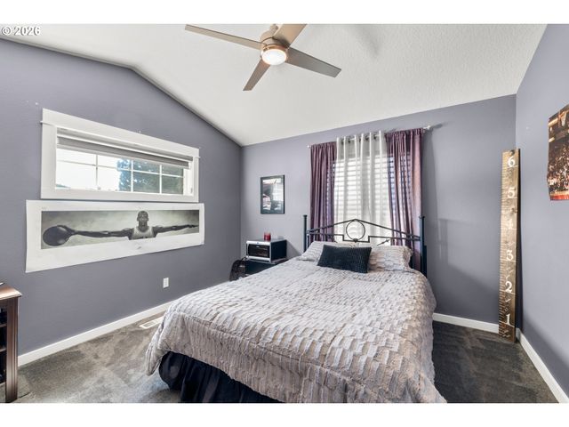 2959 Sw EMERALD Ave, Gresham, OR 97080