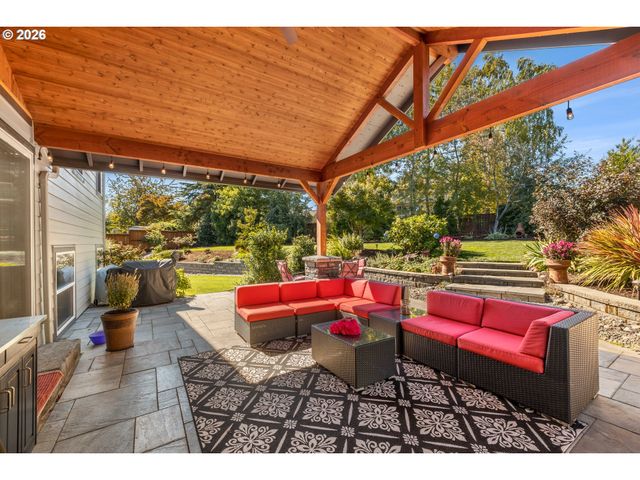 2959 Sw EMERALD Ave, Gresham, OR 97080