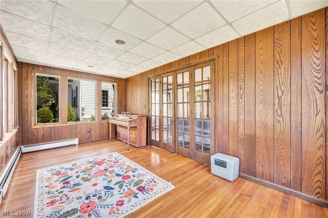 17435 Lake Avenue, Lakewood, OH 44107