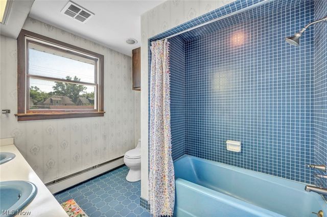 17435 Lake Avenue, Lakewood, OH 44107