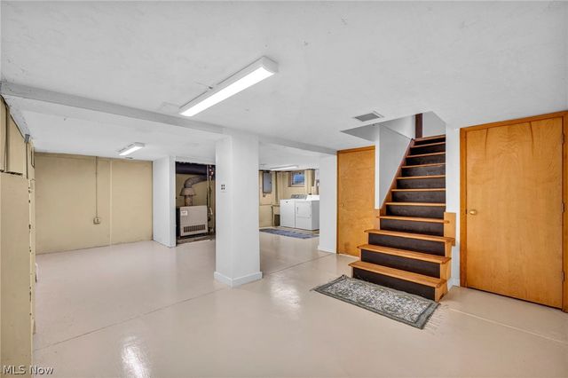 17435 Lake Avenue, Lakewood, OH 44107