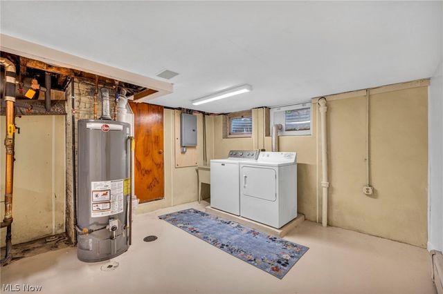 17435 Lake Avenue, Lakewood, OH 44107