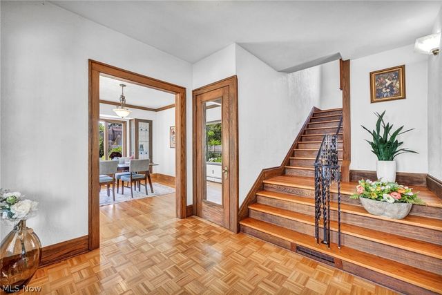 17435 Lake Avenue, Lakewood, OH 44107