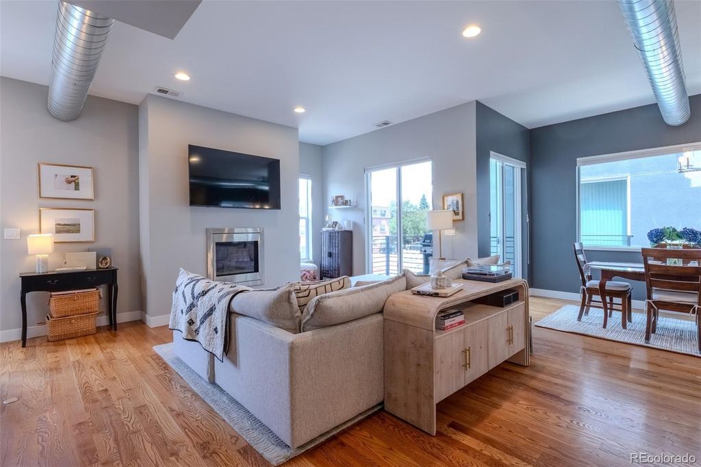 3318 S Washington Street, Englewood, CO 80113