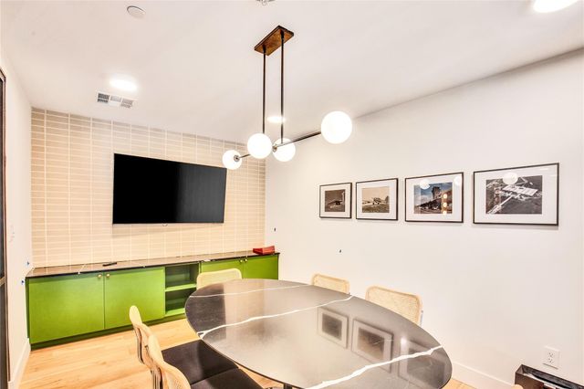 1701 Simond Ave 633, Austin, TX 78723