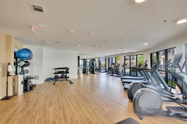 1701 Simond Ave 633, Austin, TX 78723