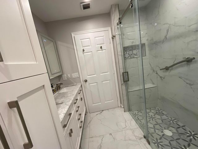 5574 Royal Lake Circle, Boynton Beach, FL 33437