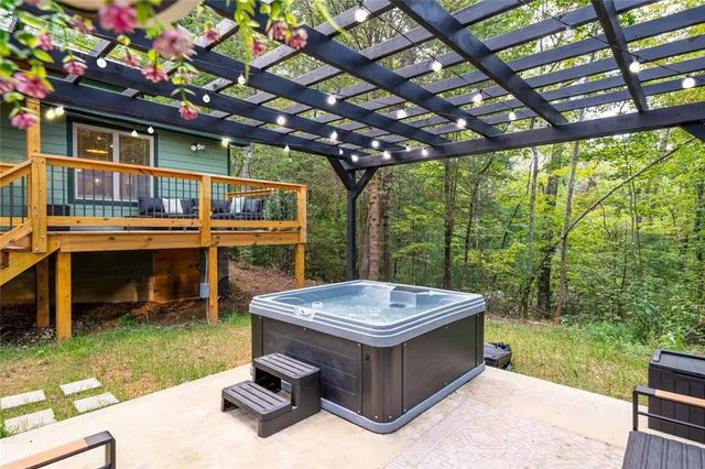 293 Scott Hollow Road, Ellijay, GA 30540