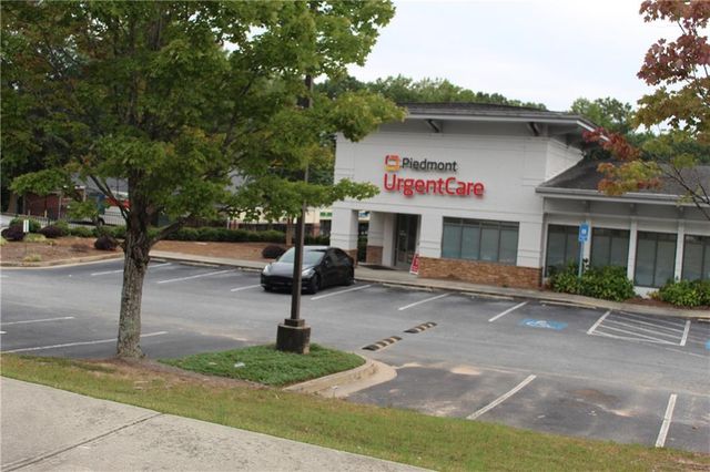 441 N.Deshong, Stone Mountain, GA 30087