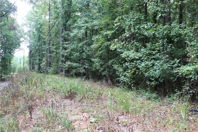 441 N.Deshong, Stone Mountain, GA 30087