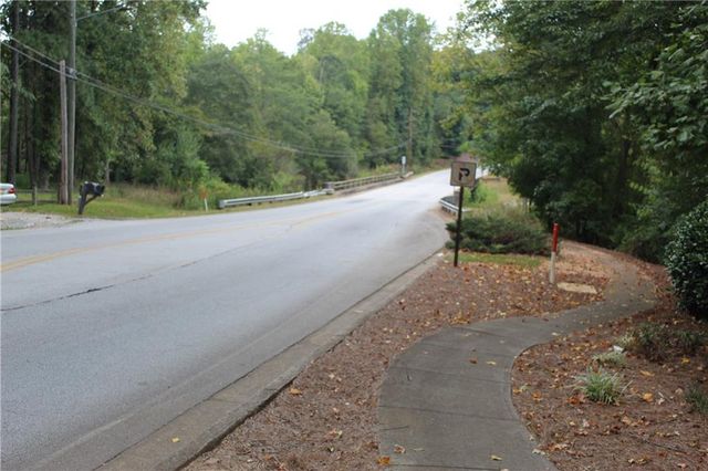 441 N.Deshong, Stone Mountain, GA 30087