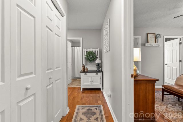 1478 Farmington Hills Drive, Conover, NC 28613