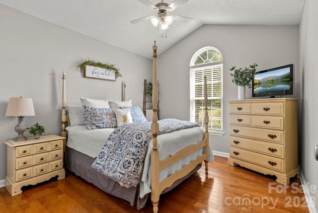 1478 Farmington Hills Drive, Conover, NC 28613