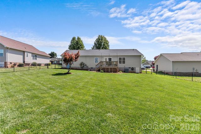 1478 Farmington Hills Drive, Conover, NC 28613