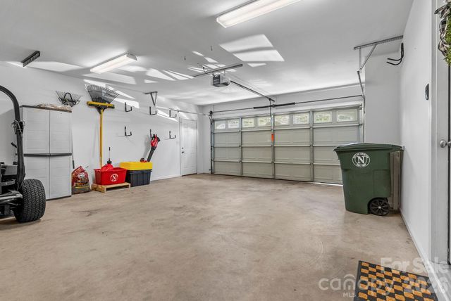 1478 Farmington Hills Drive, Conover, NC 28613