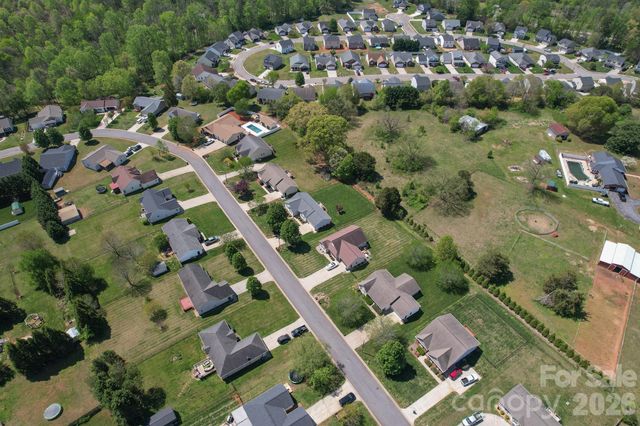 1478 Farmington Hills Drive, Conover, NC 28613