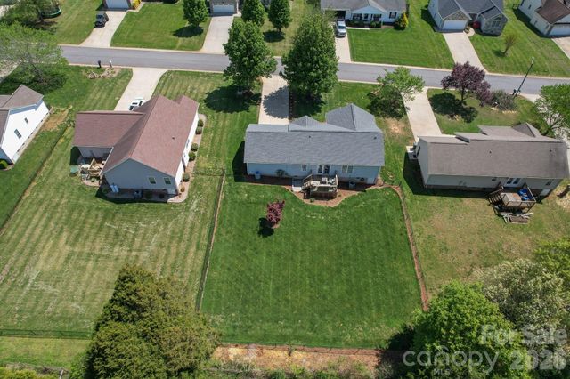 1478 Farmington Hills Drive, Conover, NC 28613