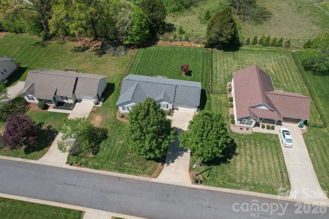 1478 Farmington Hills Drive, Conover, NC 28613