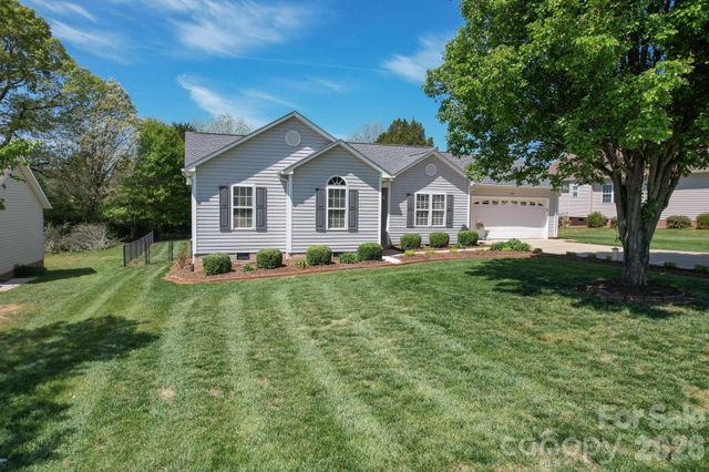 1478 Farmington Hills Drive, Conover, NC 28613