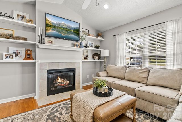 1478 Farmington Hills Drive, Conover, NC 28613