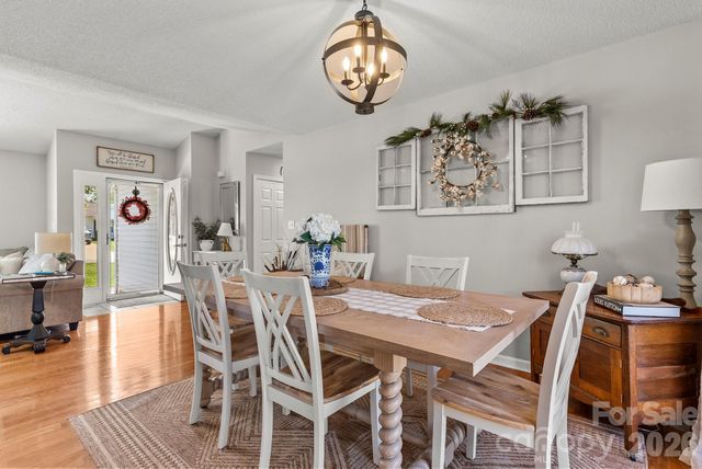 1478 Farmington Hills Drive, Conover, NC 28613